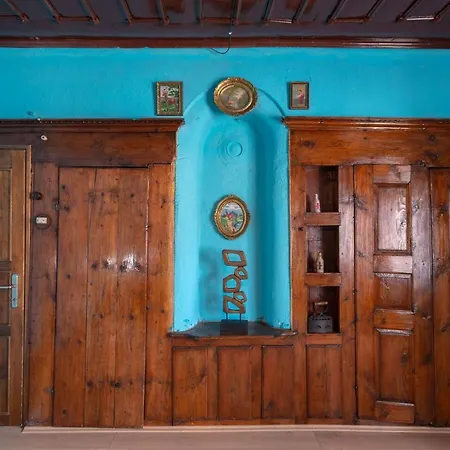 Theatre Old Town House Hostel Bitola